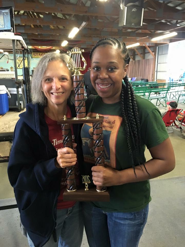 Margaret and Cassandra at Winfield after Cassandra's 2nd place win in the National Dulcimer Championship competition (2016) 